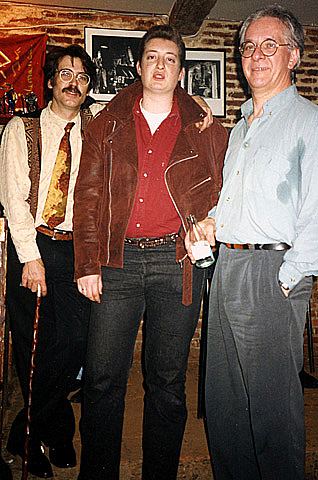& Miguel A. Chastang y Carlos Carli. La Cava del Antiguo Café Corrillo. 1994